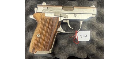 Occasion/Kommission; Pistole, Sphinx, Modell AT.380, Kal. 9mm Kurz, Ref.: 941