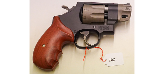 Occasion/Kommission; Revolver, Smith & Wesson, Modell 327 Performance Center, Kal. .357 Mag., 2" Lauf, Ref.: 110