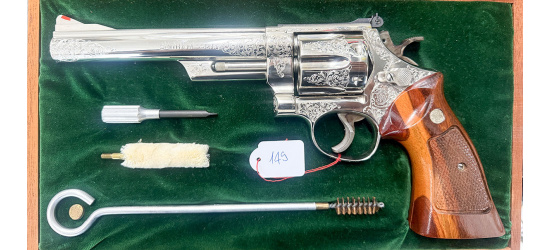 Occasion/Kommission; Revolver, Smith & Wesson, Modell 29-2 Factory Engraved, Kal. .44 Mag., 6.5" Lauf, black, 6 Schuss, Ref.: 149
