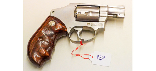 Occasion/Kommission; Revolver, Smith & Wesson, Modell 640 , Kal. .38 Special, 2" Lauf, stainless, Ref.: 820