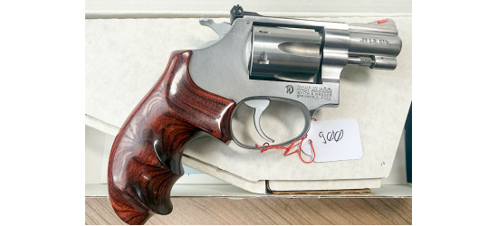 Occasion/Kommission; Revolver, Smith & Wesson, Modell 63-3, Kal. .22 l.r., <b>seltene Variante mit 2" Lauf</b>, 6 Schus Trommel, Ref.: 900