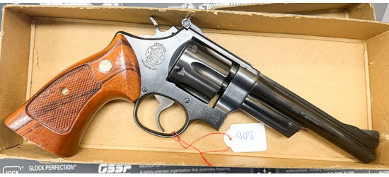 Occasion/Kommission; Revolver, Smith & Wesson, Modell 28-2 Highway Patrolman, Kal. .357 Mag., 6" Lauf, 6 Schuss, Ref.: 902