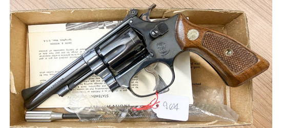 Occasion/Kommission; Revolver, Smith & Wesson, Modell 34-1, Kal. .22 l.r., 4" Lauf, Ref.: 904