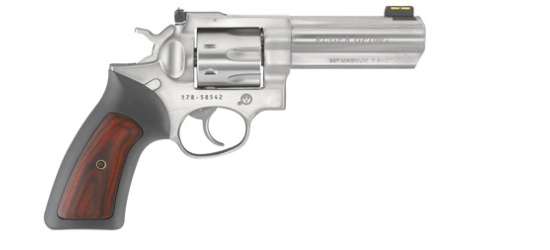 Revolver, Ruger, Mod. GP100 (KGP-141-7), 4.2'' Lauf, Stainless Steel, Kal. .357 Magnum, <b>Gummigriffschalen mit Holzeinlagen, 7 Schuss</b>, HiViz-Korn