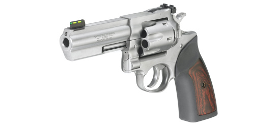 Revolver, Ruger, Mod. GP100 (KGP-141-7), 4.2'' Lauf, Stainless Steel, Kal. .357 Magnum, <b>Gummigriffschalen mit Holzeinlagen, 7 Schuss</b>, HiViz-Korn